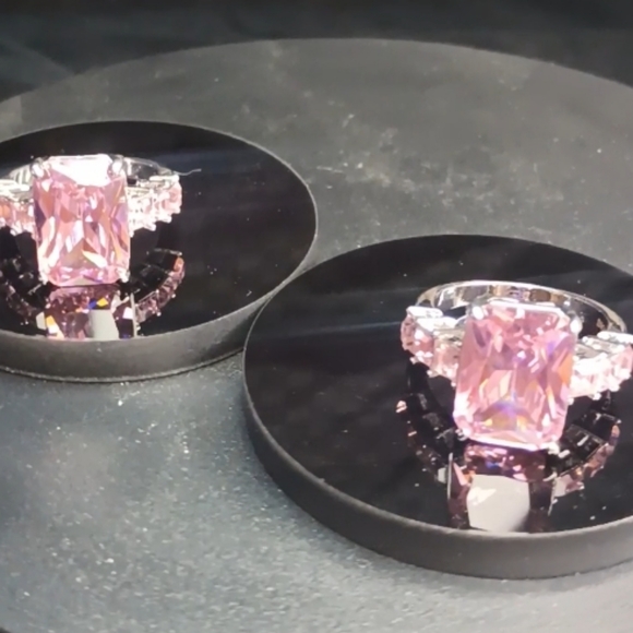 💕925 Sterling Silver Pink Ice Moissanite Ring - Picture 11 of 17